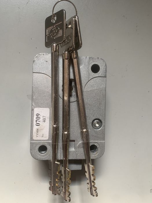 Не вскриваємий сейфовий замок SG (FAS) 3 ключа