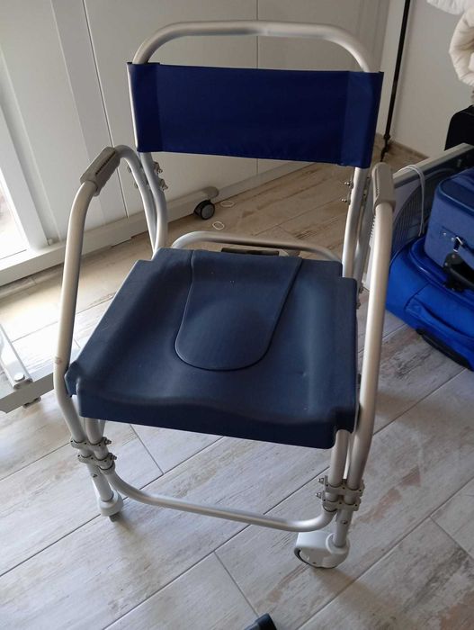 Grua elétrica com arnês para acamados, 6 meses de utilização