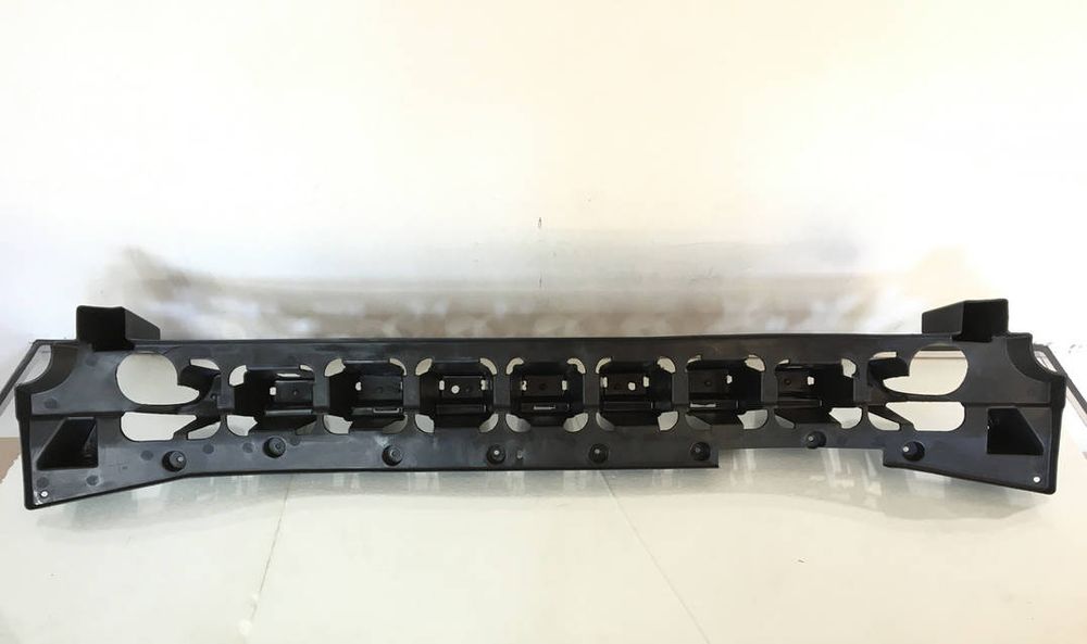 Абсорбер переднего бампера Jeep Compass 2017 2018 2019 2020