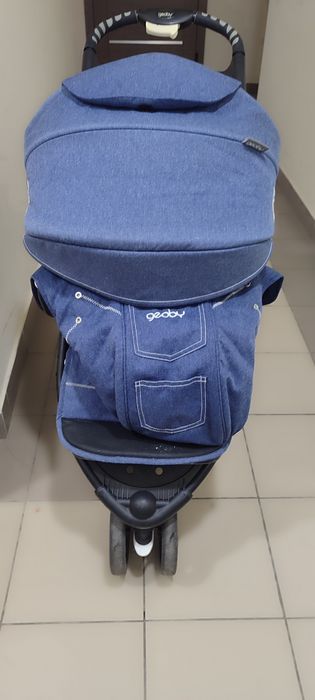Дитячий прогулянковий візочок Geoby