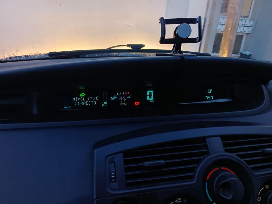 Vendo ou troco carrinha