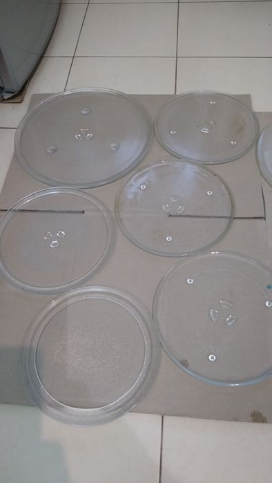 Ролики, тарелка для микроволновки.