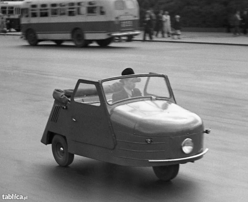 Film dokumentalny "Wycieczka nad Newę i Moskwę" z 1956r.