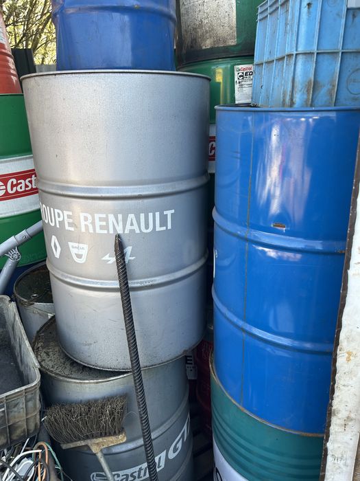 Beczka metalowa do wody , paliwa 205l