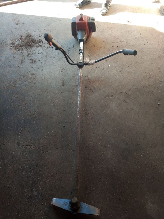 Roçadora Husqvarna 553 profissional