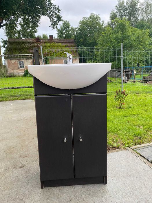 Komplet szafek łazienkowych. Jak Nowe!!!