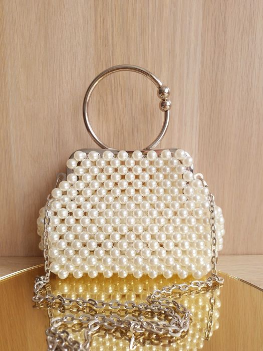 Torebka Kremowa Srebrna Perłowa Perły Z Uchytem Do Ręki Na Ramię