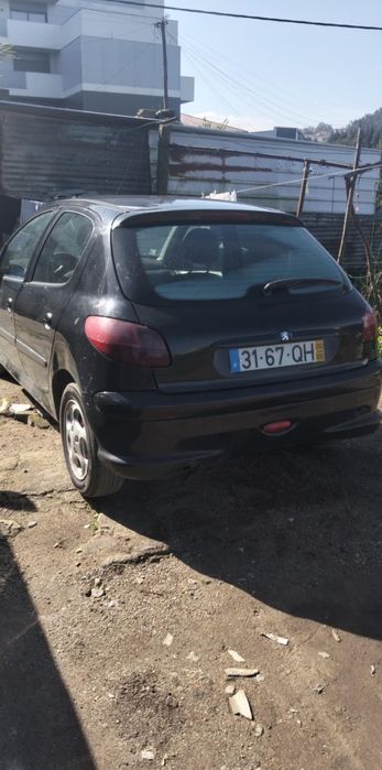 Peugeot 2006ótimo estado nada fazer