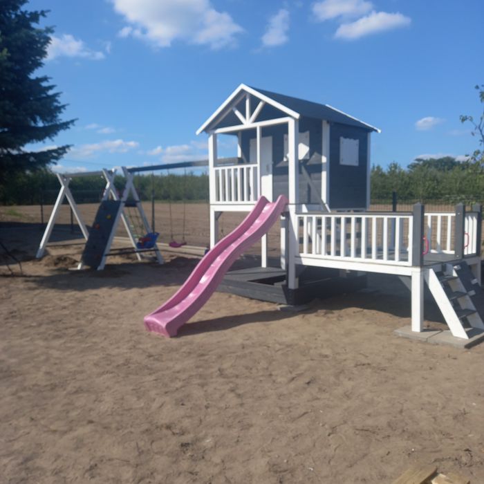 Domek ogrodowy dla dzieci plac zabaw zjeżdżalnia