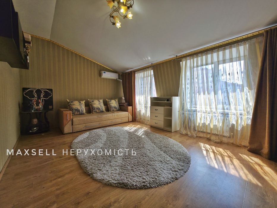 Продам велику 1-кімнатну квартиру 51,6 м² в новобудові з А/О