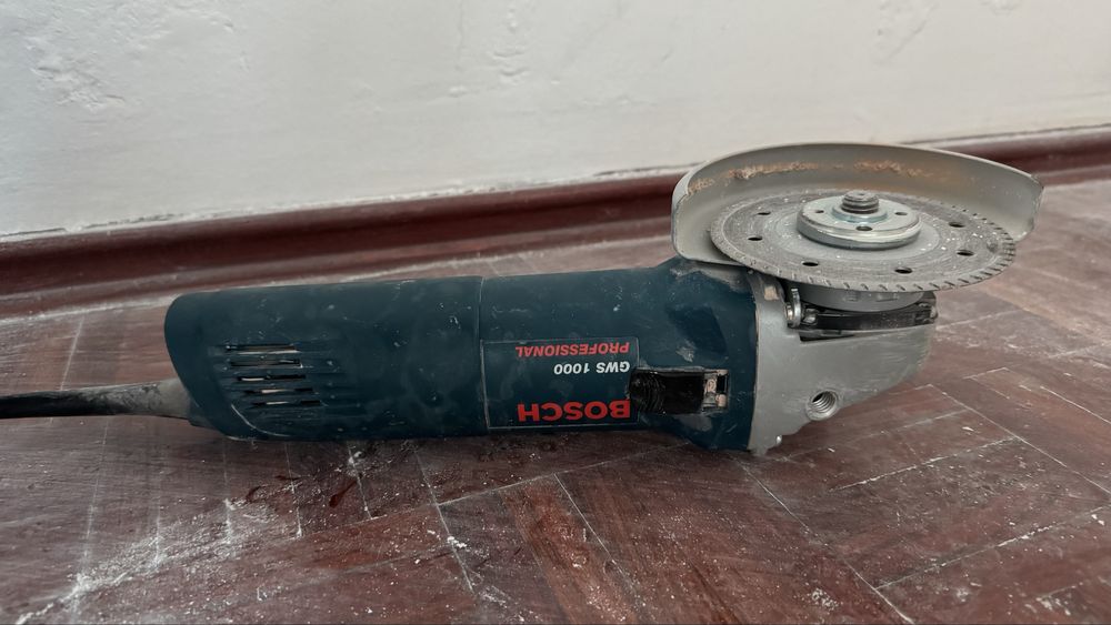 Rebarbadora Bosch 125 mm