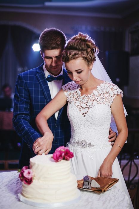 Продам свадебное платье