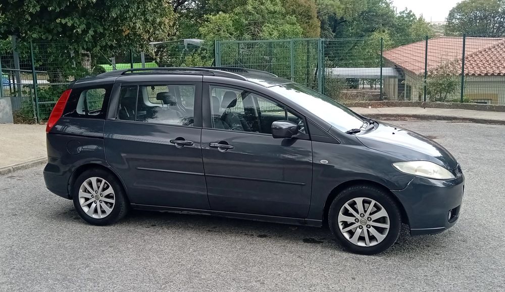 Mazda 5 Diesel de 7 Lugares com Bola de Reboque