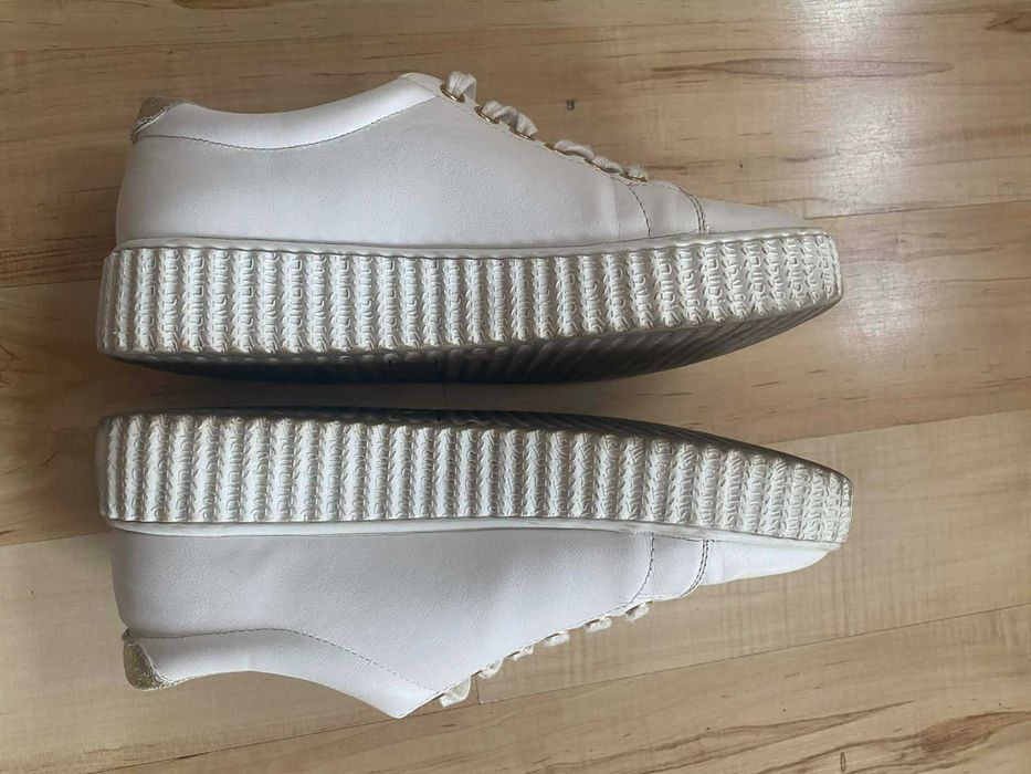 Białe damskie sneakersy Potocki roz. 39