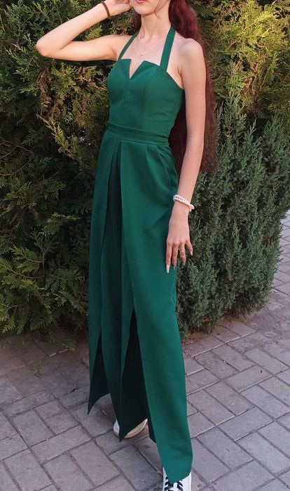 Вишуканий святковий елегантний  комбінзон