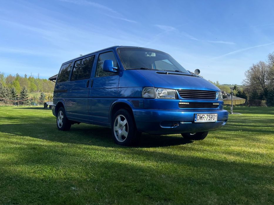 Volkswagen Multivan Multivan T4. Wersja oryginalna  z kompletnym i sprawnym wyposażeniem .