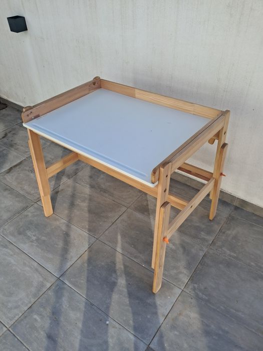 Secretária Infantil Regulável IKEA FLISAT