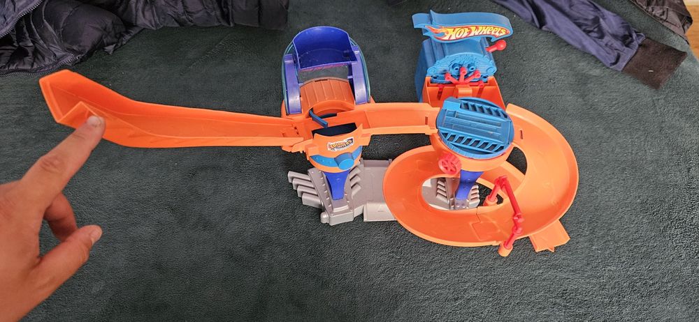 Sprzedam autka hotwheels