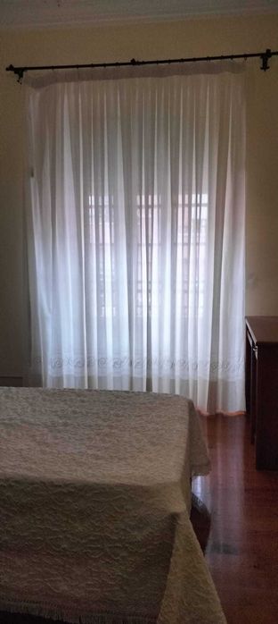 Alugo quarto em arroios