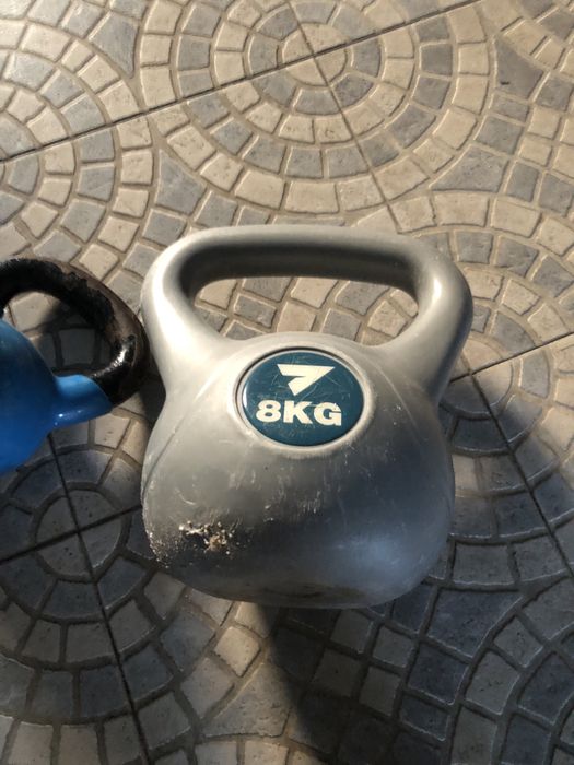 kettlebell 8kg ferro e plastico
