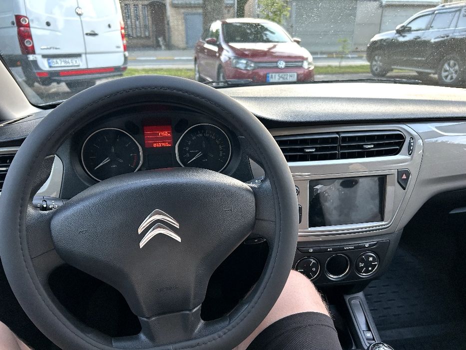 Оренда Citroën C-Elуsee 2023 року 1.6 газ/бензин, механіка