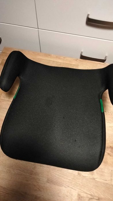 Siedzisko dla dziecka do samochodu