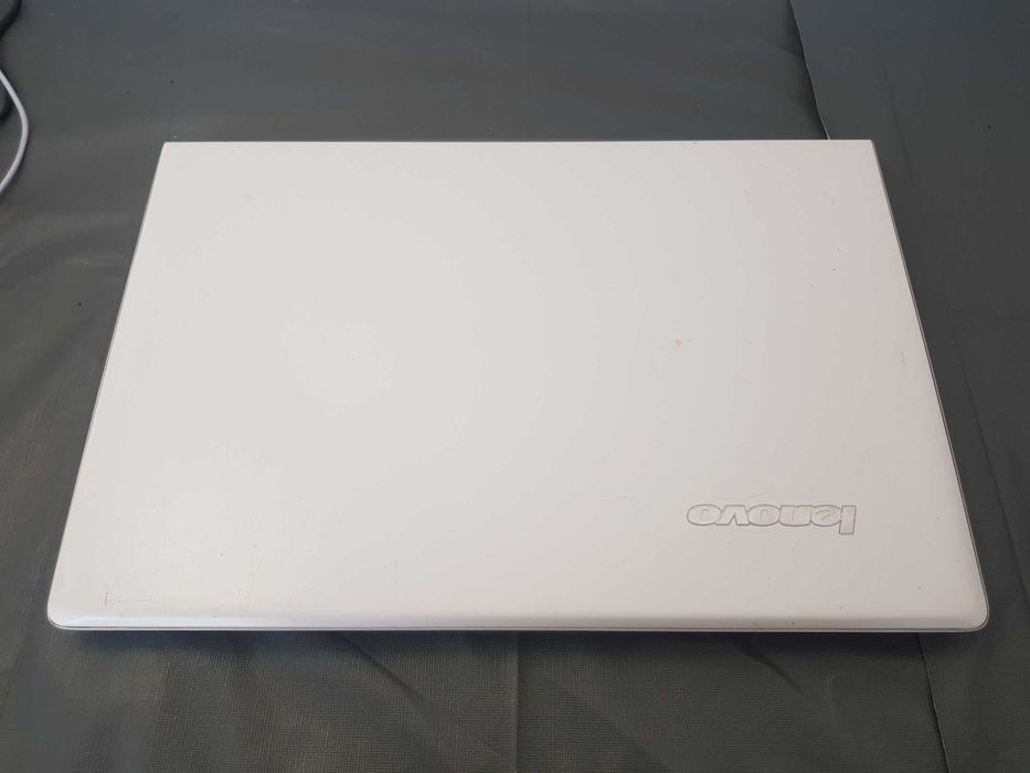 Vários modelos de portáteis para vendas de peças