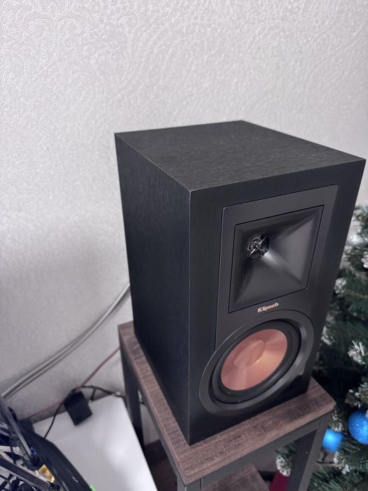 Продам активну акустику Klipsh R-15PM