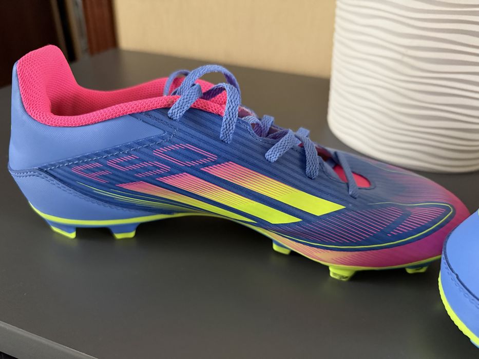 Оригінальні бутси adidas  f50
