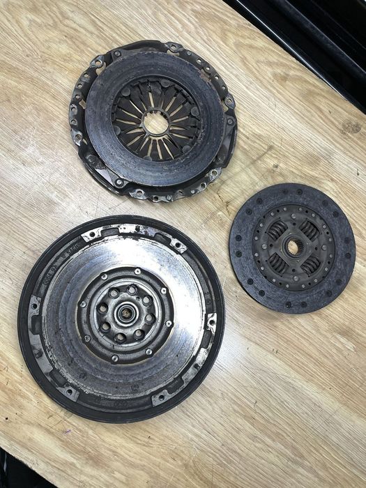 Mecedes 1,8 benzyna m271 c e clc clk sprzęgło  tarcza docisk 2,3 benzyna