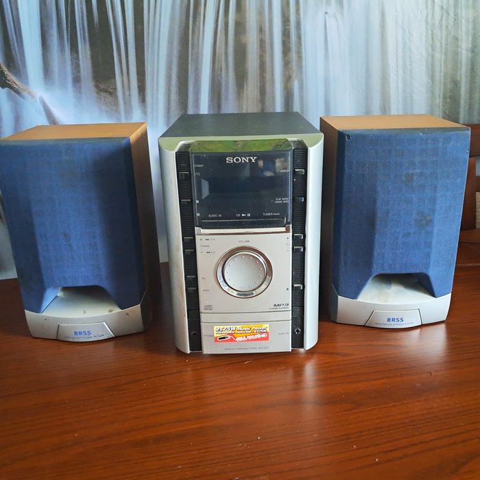 Mini wieża radio i na płyty CD