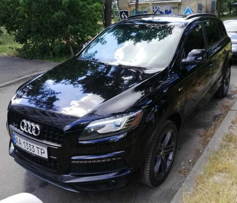 АВТО Audi Q7 2015