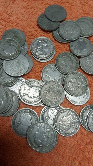 Moedas antigas de 50 centavos
