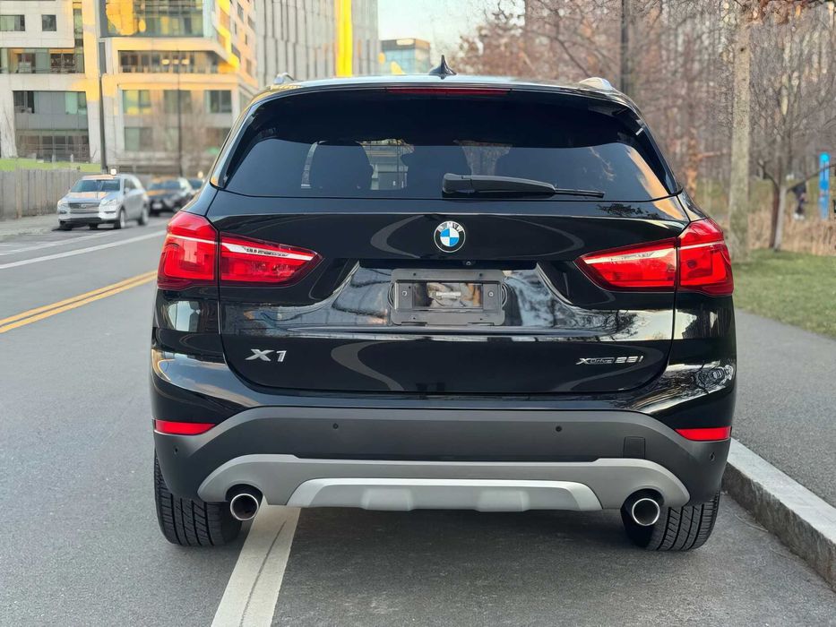 BMW X1 xDrive28i      2019
