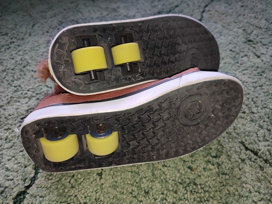Роликовые кроссовки Heelys 33-34 р. 21.5 сс