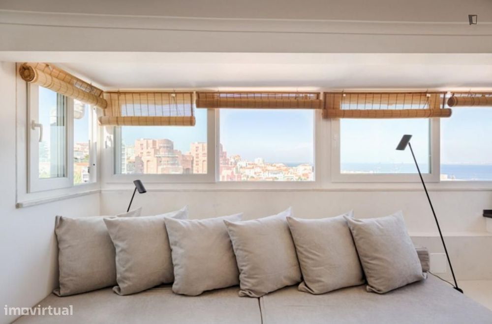 Apartamento com 2 quartos - localizado em Santa Apolónia Lisbon