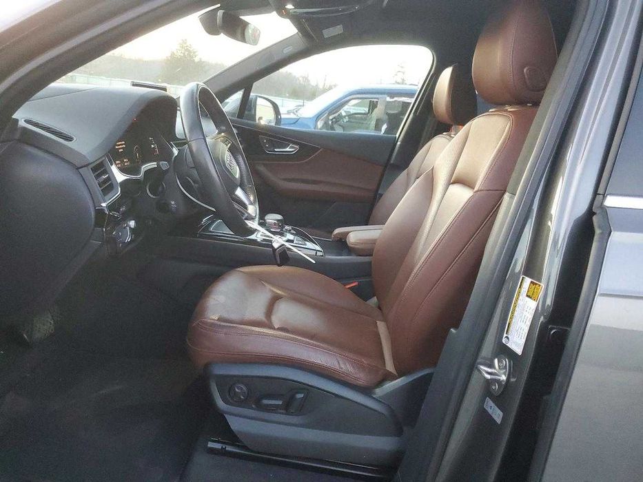 2019 AUDI Q7 prestige