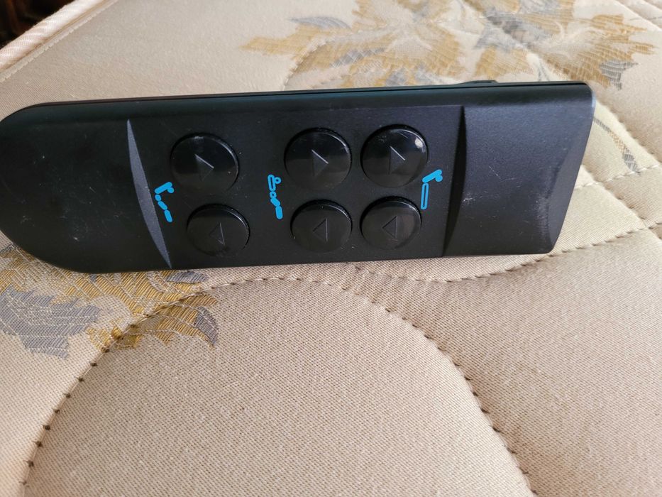 Cama com estrado articulado, elétrico - Com colchão - Bom est