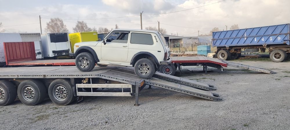 Трал полуприцеп платформа негабарит шміц