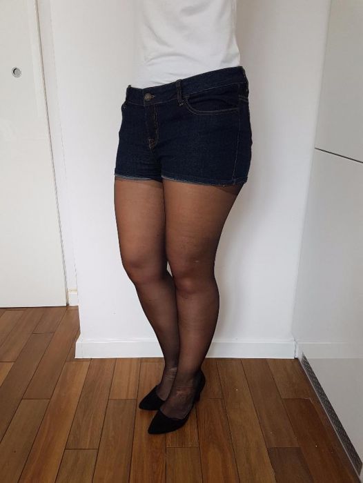 Spodnie spodenki szorty granatowe jeans dżinsowe Diverse 42 XL 40 L