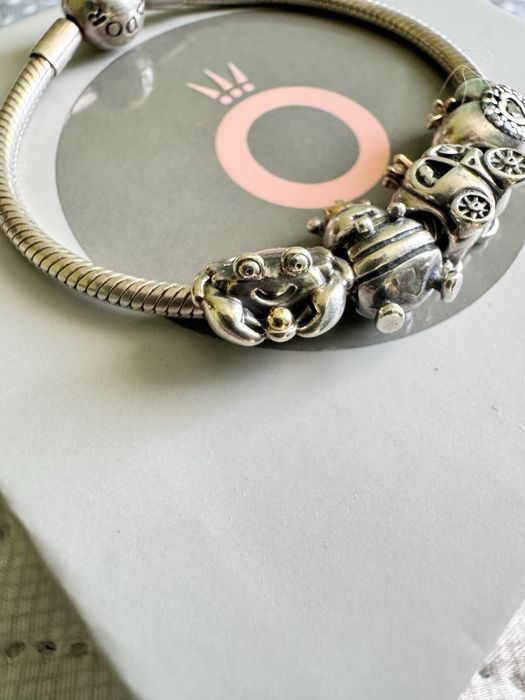 Pandora браслет зі шармами