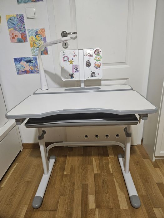 Biurko regulowane dla dzieci