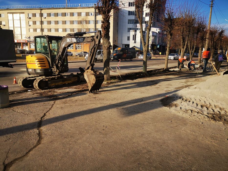 Послуги міні-екскаватора