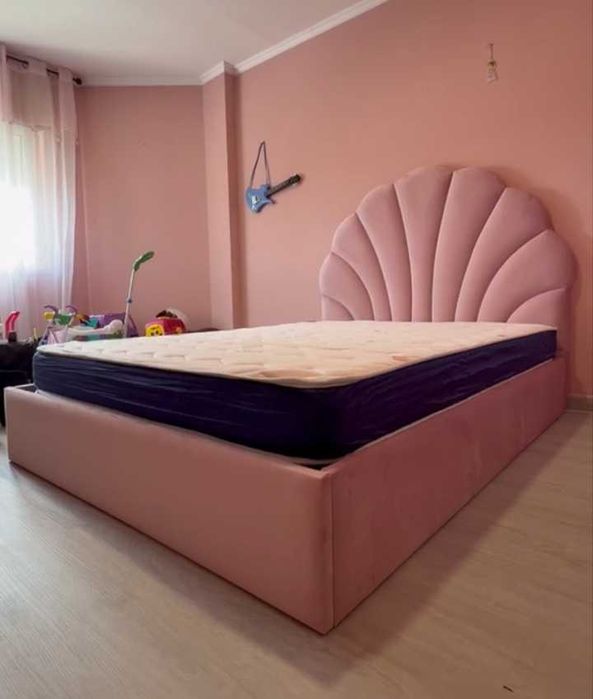 CAMA CONCHA COMPLETA , incluso estrado e colchão oferta