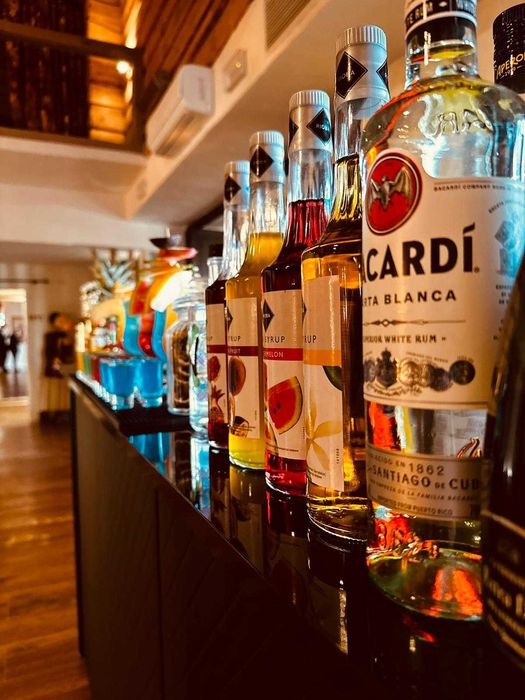 • Mobilny Drink Bar • Usługi barmańskie • Barman - Drinkbar • Wesele