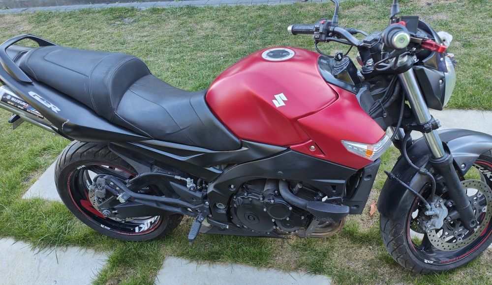 Suzuki GSR 600 rok 2010 r