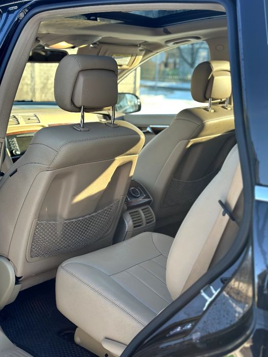 Продам автомобіль Mercedes-Benz r-class 320cdi  3.0 дизель 
Автомобіль