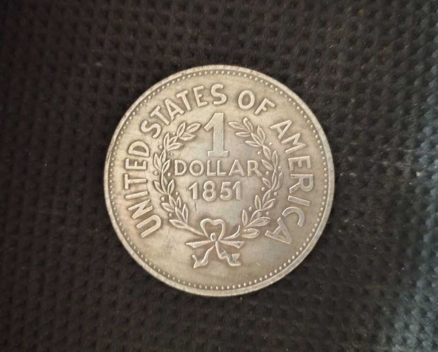 Монета 1 Доллар США 1851 год.
