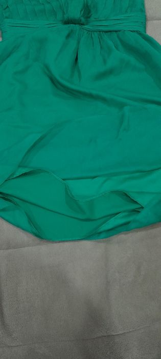 Vestido verde comfortavel e elegante
