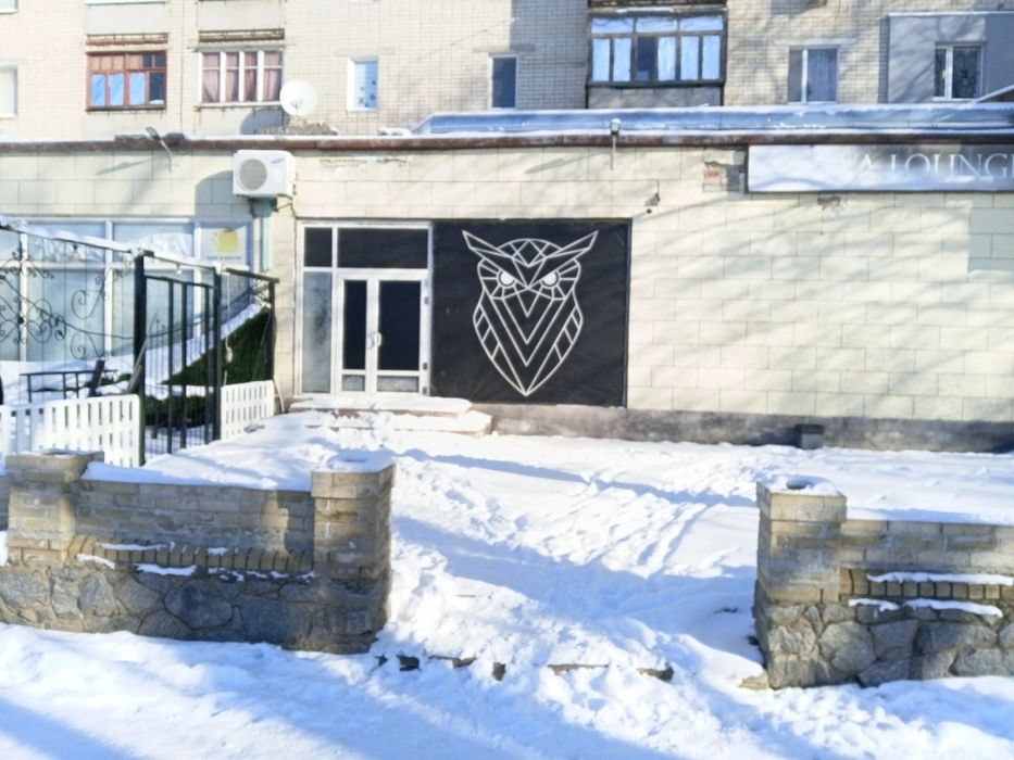 Здам приміщення на 3-мікрорайоні 244кв.